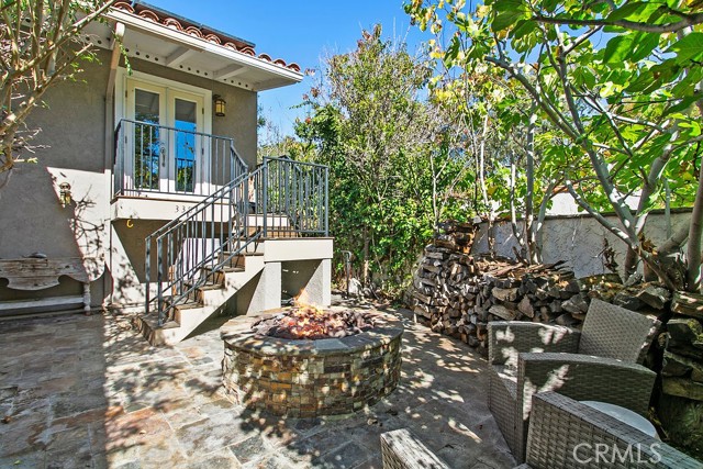 Detail Gallery Image 3 of 50 For 338 Vista Madera, Newport Beach,  CA 92660 - 2 Beds | 3 Baths