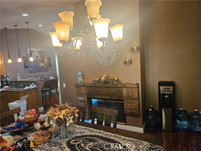 3320 Kipper Court, Lancaster CA: https://media.crmls.org/medias/55d3d56d-a94a-4c4f-857f-652492b51781.jpg