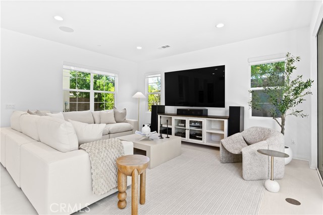 Detail Gallery Image 13 of 75 For 2 Cerro Ct, Rancho Mission Viejo,  CA 92694 - 4 Beds | 3/1 Baths