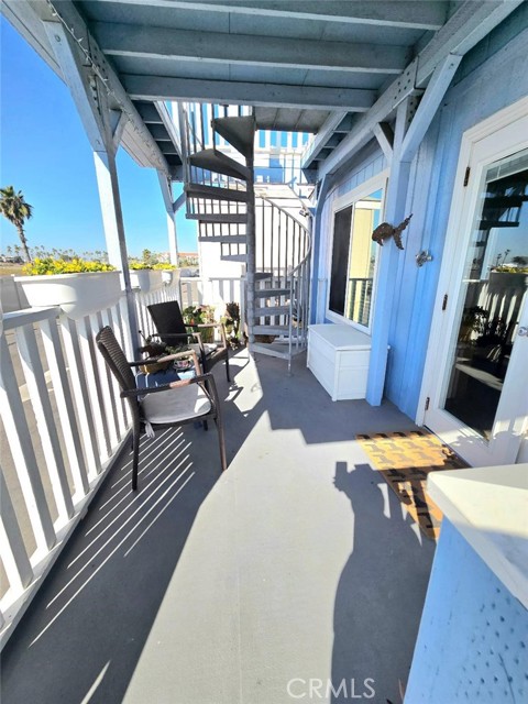 Detail Gallery Image 35 of 44 For 21752 Pacific Coast Hwy #13,  Huntington Beach,  CA 92646 - 3 Beds | 2 Baths