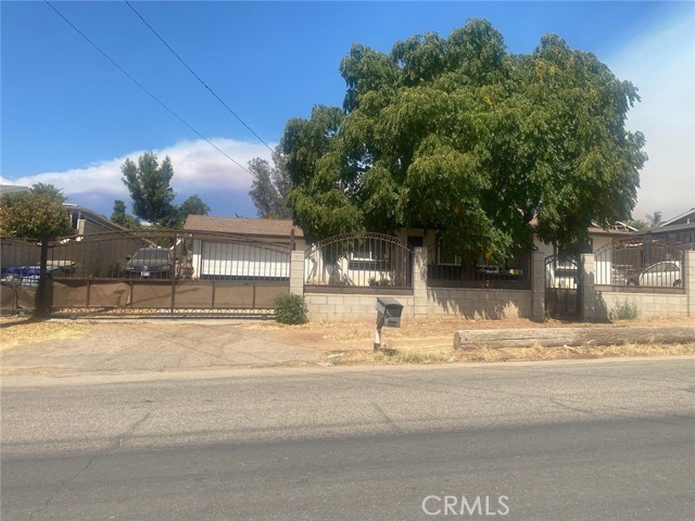 Image 3 for 9451 53rd St, Jurupa Valley, CA 92509