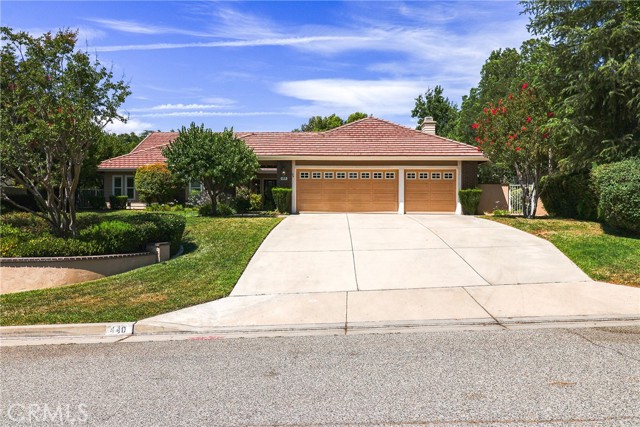 Detail Gallery Image 1 of 1 For 440 Lantern Crest Dr, Redlands,  CA 92373 - 4 Beds | 3 Baths