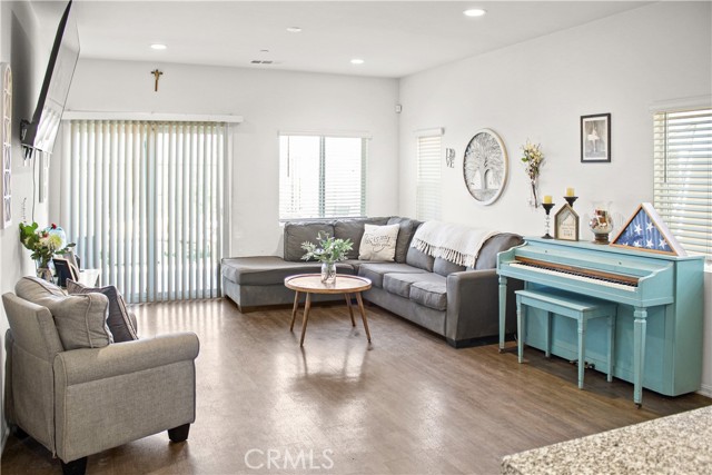 Detail Gallery Image 12 of 20 For 35282 Price, Beaumont,  CA 92223 - 3 Beds | 2 Baths