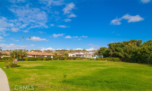 4521 Orrington Road, Corona del Mar CA: https://media.crmls.org/medias/55d84769-ead8-4324-8871-a17e069fc121.jpg