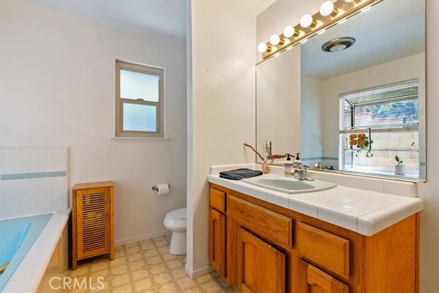 138 15th Street, Paso Robles CA: https://media.crmls.org/medias/55d93198-8338-4a28-a0c5-c8d41e61c087.jpg