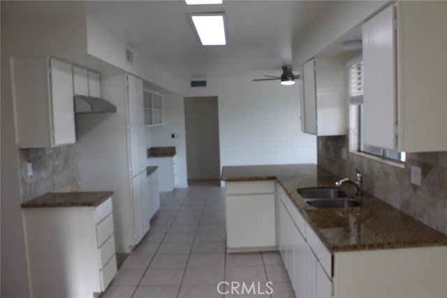 Detail Gallery Image 6 of 18 For 25811 Musselburgh Dr, Menifee,  CA 92586 - 2 Beds | 2 Baths