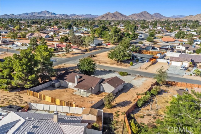 19891 Talihina Road, Apple Valley CA: https://media.crmls.org/medias/55d96fcd-0831-4452-99e1-ff66736393f8.jpg