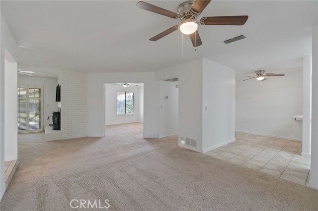18691 Varden Drive, Madera CA: https://media.crmls.org/medias/55d9763c-8654-409e-8a3d-881686256b26.jpg