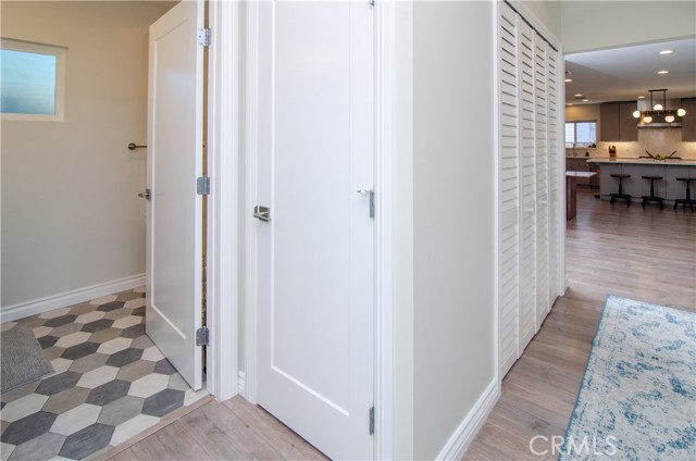 18408 Tribune Street photo 23