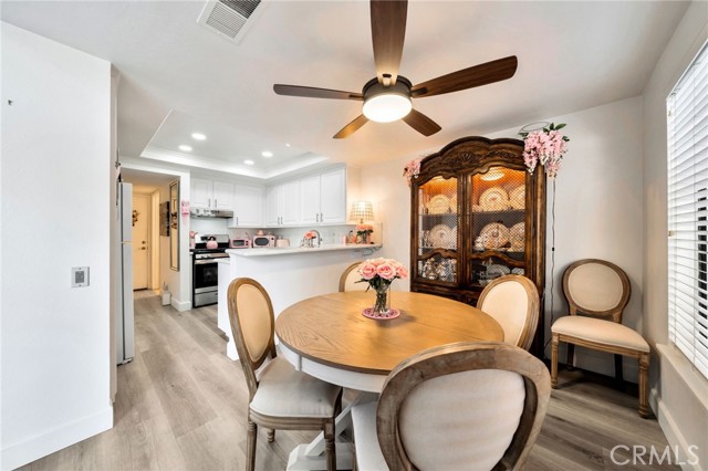 Detail Gallery Image 6 of 30 For 5151 Walnut Ave #34,  Irvine,  CA 92604 - 2 Beds | 2/1 Baths