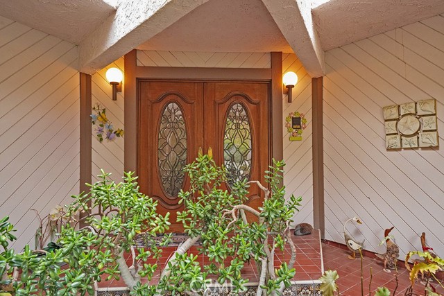 9752 Rangeview Drive, Santa Ana CA: https://media.crmls.org/medias/55dbb324-0125-41ec-a568-6d643c74fbd9.jpg