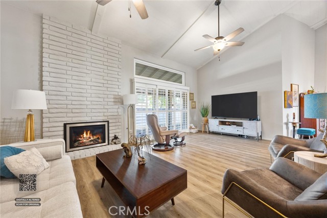 Front Image Thumbnail for CRSR26125527