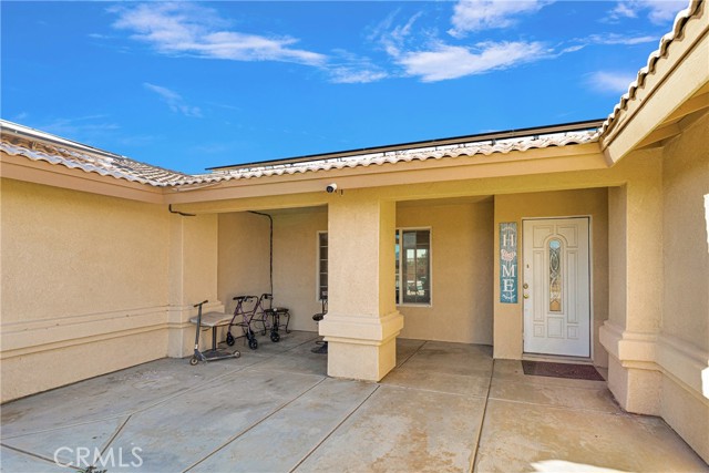 Detail Gallery Image 2 of 23 For 22784 Lone Eagle Rd, Apple Valley,  CA 92308 - 4 Beds | 2 Baths