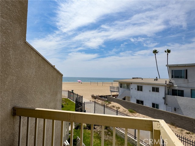 Detail Gallery Image 18 of 21 For 7301 Vista Del Mar Ave 102b,  Playa Del Rey,  CA 90293 - 2 Beds | 2/1 Baths