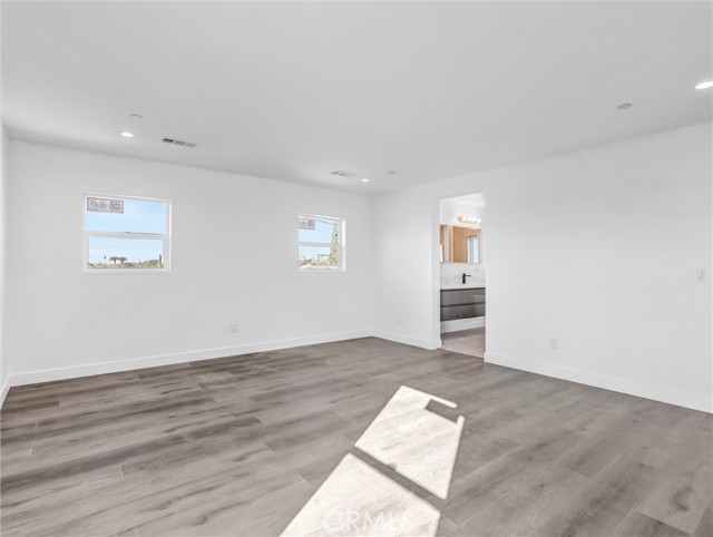 Detail Gallery Image 22 of 27 For 1231 S Rowan Ave, Los Angeles,  CA 90023 - 5 Beds | 5 Baths