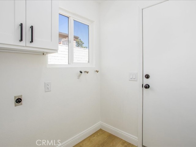 5734 N E Street, San Bernardino CA: https://media.crmls.org/medias/55dc8349-e87f-481d-b759-6841d4038614.jpg