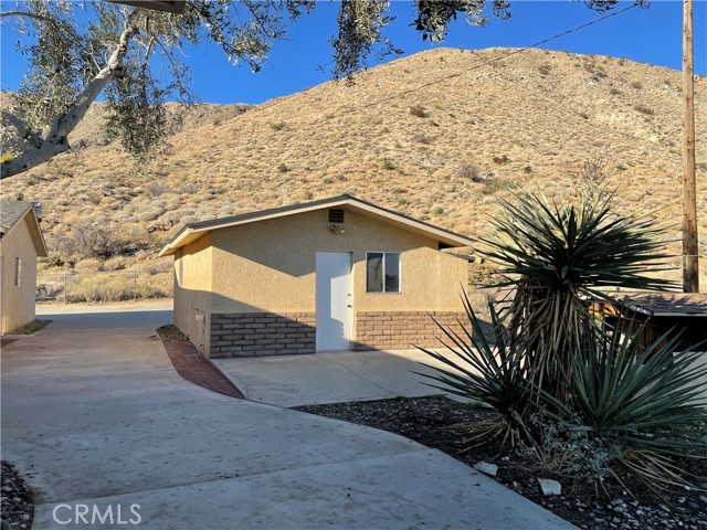 Detail Gallery Image 7 of 42 For 48572 Park Ave, Morongo Valley,  CA 92256 - 2 Beds | 2 Baths