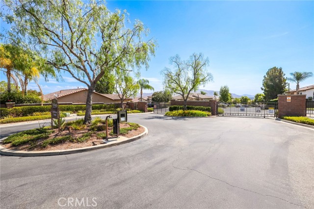Detail Gallery Image 35 of 36 For 24193 Watercress Dr, Corona,  CA 92883 - 2 Beds | 2 Baths