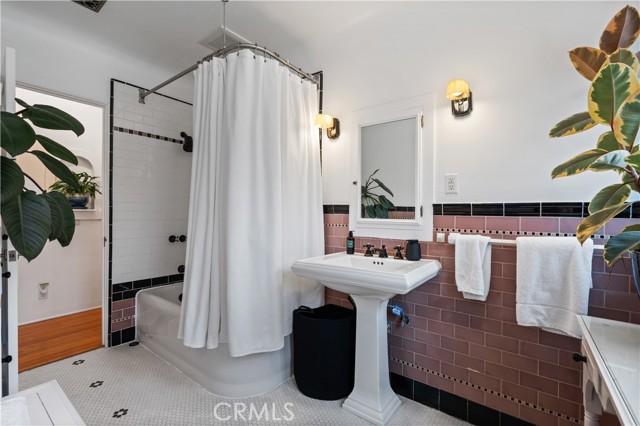 Detail Gallery Image 20 of 38 For 5022 E Broadway, Long Beach,  CA 90803 - 2 Beds | 2 Baths