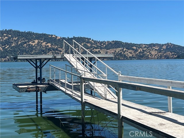 Detail Gallery Image 11 of 42 For 11420 North Dr, Clearlake,  CA 95422 - 6 Beds | 3 Baths