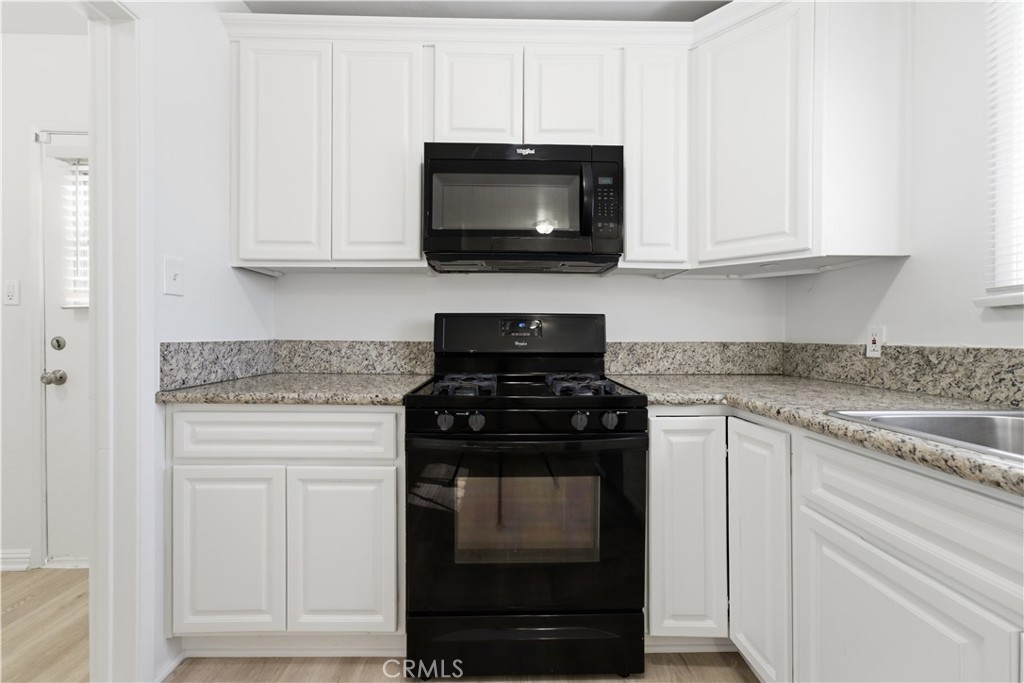MLS #OC26156592 image #22