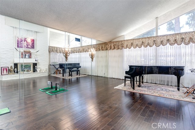 Detail Gallery Image 16 of 43 For 2960 Terraza Pl, Fullerton,  CA 92835 - 4 Beds | 4 Baths