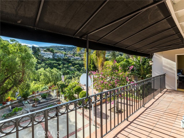 6608 Via Siena, Rancho Palos Verdes, California 90275, 3 Bedrooms Bedrooms, ,2 BathroomsBathrooms,Residential,Sold,Via Siena,PV22054884