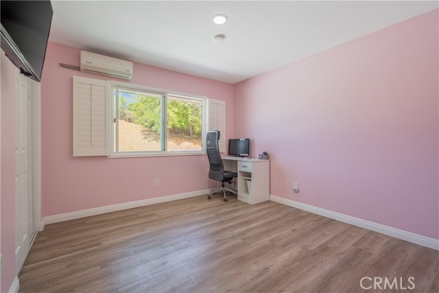 Detail Gallery Image 28 of 49 For 573 N Jalapa, Covina,  CA 91724 - 6 Beds | 3/1 Baths