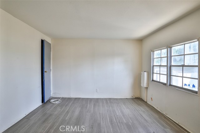 Detail Gallery Image 12 of 30 For 1855 E Riverside Dr #155,  Ontario,  CA 91761 - 4 Beds | 2 Baths