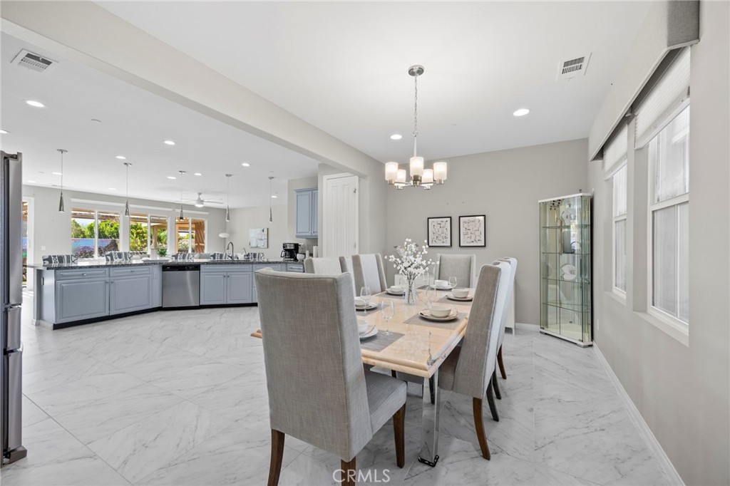 MLS #OC25226255 image #13