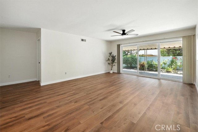 Detail Gallery Image 7 of 34 For 26428 Circle Knoll Ct, Newhall,  CA 91321 - 2 Beds | 2 Baths