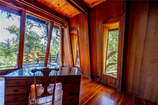 1420 Spencer Street, Cambria CA: https://media.crmls.org/medias/55e3da65-f198-41aa-862f-97a3a1b6f5d4.jpg