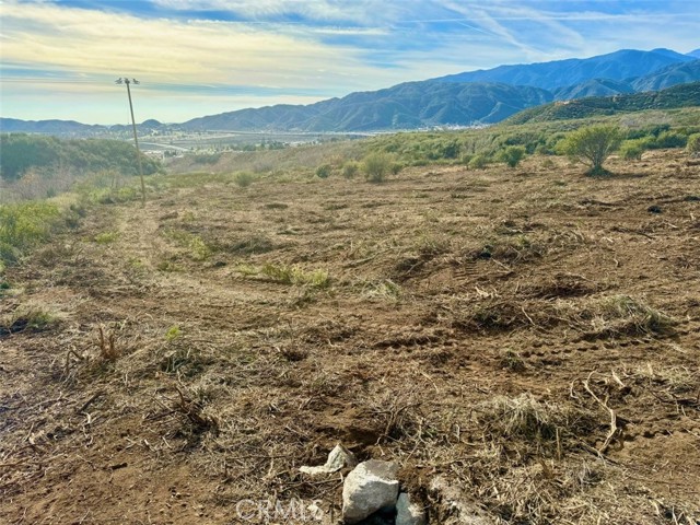 18681 Deercrest Estates Place, Devore CA: https://media.crmls.org/medias/55e52abb-1dc0-4d61-9bde-39d9de2c43b4.jpg