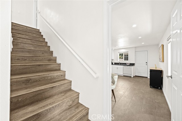 3036 Military Avenue, Los Angeles CA: https://media.crmls.org/medias/55e56554-a370-412e-9b12-d2fc31963d29.jpg