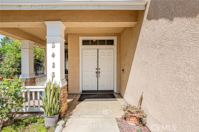Detail Gallery Image 3 of 58 For 5423 Canmore Ct, Riverside,  CA 92507 - 4 Beds | 3 Baths