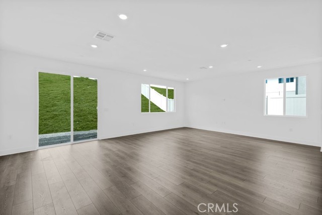 Detail Gallery Image 17 of 22 For 33314 Celadon Ave, French Valley,  CA 92695 - 3 Beds | 2/1 Baths