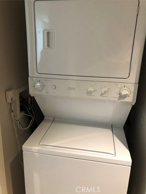 3131 Michelson Drive, Irvine CA: https://media.crmls.org/medias/55e6f653-b814-4e44-abea-608e16f33e93.jpg