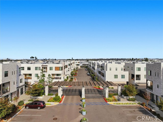 Front Image Thumbnail for CRSB25266221