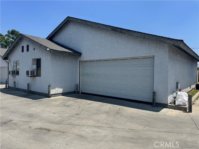 6000 Ludell Street, Bell Gardens CA: https://media.crmls.org/medias/55e7c2fb-0a75-45c0-b01c-0948f45ec7e7.jpg