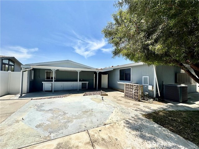 Image 12 of 17 For 2230 Lake Park Drive 223