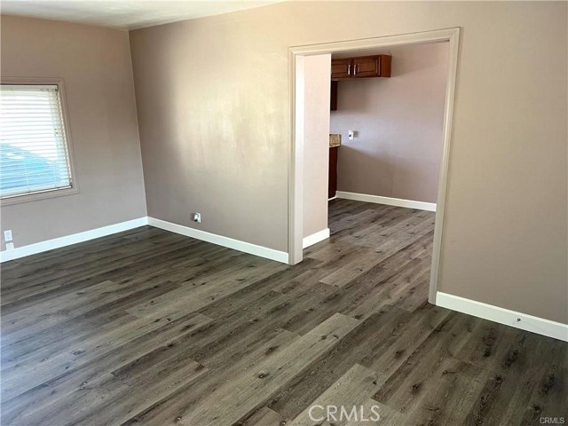 Detail Gallery Image 7 of 16 For 10264 Mull Ave, Riverside,  CA 92503 - 2 Beds | 1 Baths