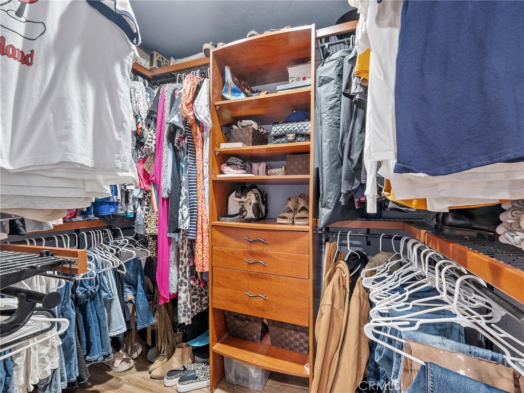 https://media.crmls.org/medias/55e83d5f-a523-4b4e-b29e-38ec4ee2008e.jpg?preset=X-Large