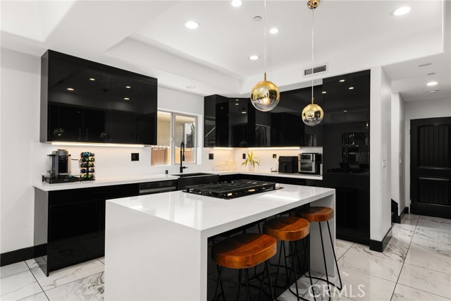 2018 Ruhland Avenue, Redondo Beach, California 90278, 3 Bedrooms Bedrooms, ,2 BathroomsBathrooms,Residential,Sold,Ruhland,CV23148146