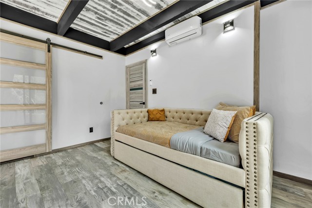 Detail Gallery Image 15 of 55 For 4256 Rosario Rd, Woodland Hills,  CA 91364 - 4 Beds | 2 Baths