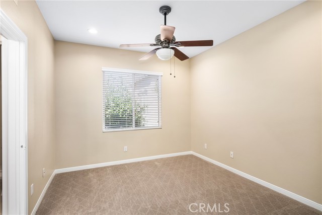 Detail Gallery Image 34 of 44 For 1030 S Summer Breeze Ln, Anaheim Hills,  CA 92808 - 5 Beds | 4/1 Baths