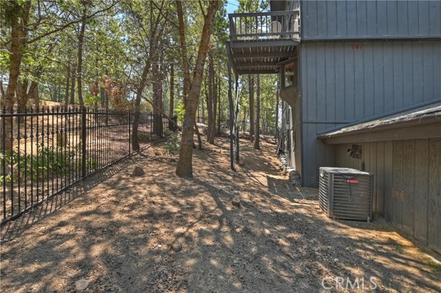 Detail Gallery Image 32 of 51 For 28596 North Bay, Lake Arrowhead,  CA 92352 - 4 Beds | 3 Baths