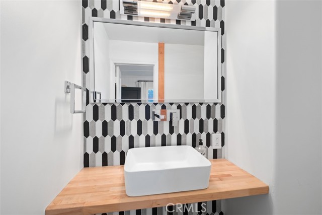 Detail Gallery Image 28 of 49 For 31962 Sunset, Laguna Beach,  CA 92651 - 3 Beds | 1/1 Baths