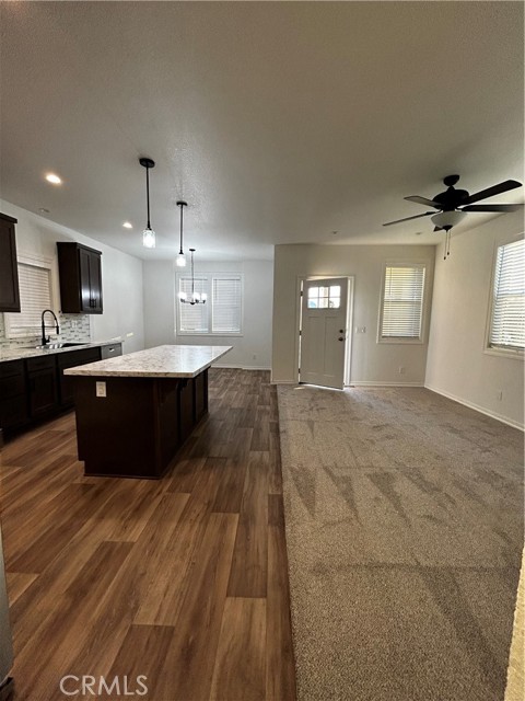Detail Gallery Image 3 of 16 For 1536 S State St #149,  Hemet,  CA 92543 - 3 Beds | 2 Baths