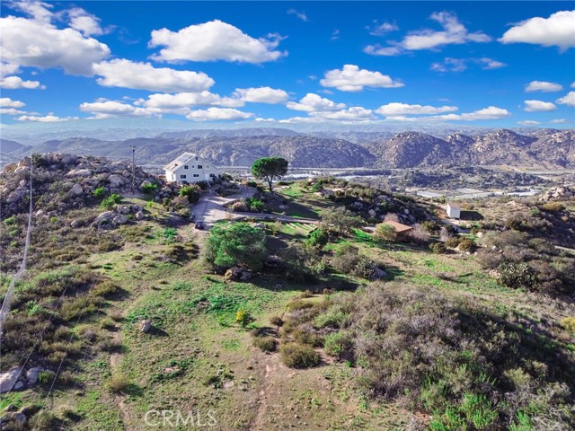 Detail Gallery Image 5 of 50 For 6750 Rainbow Heights Rd, Fallbrook,  CA 92028 - 4 Beds | 2 Baths