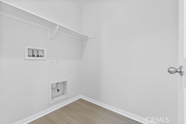 13016 Waterlily Way, Chino CA: https://media.crmls.org/medias/55eb8b6b-2906-4807-8a2f-27b91abf0c88.jpg
